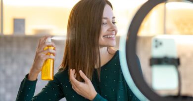 Best 7 Apple Cider Vinegar Benefits for Your Hair